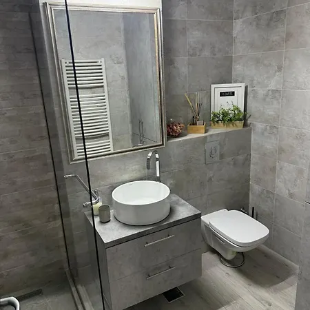 Eric Apartament *